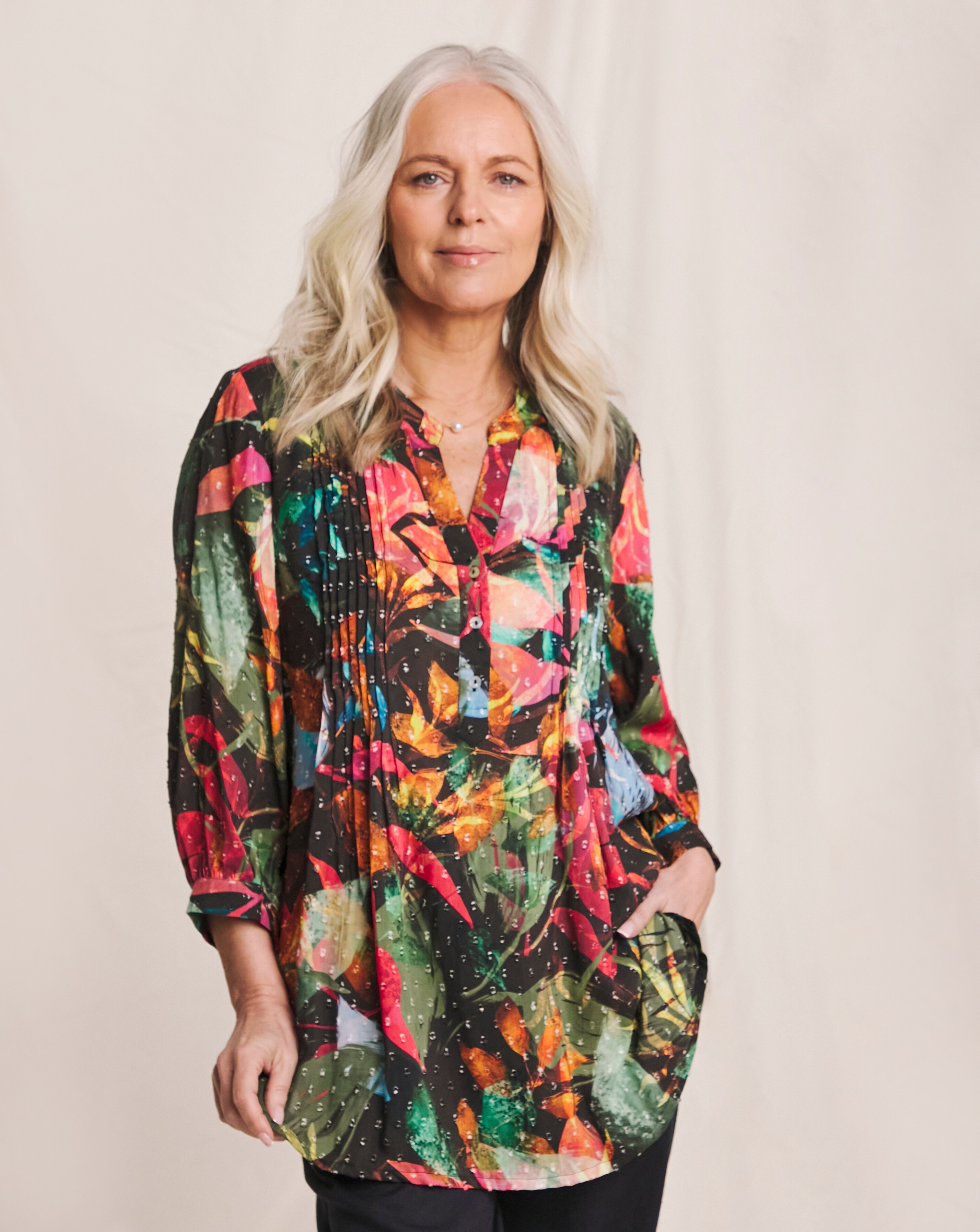 Julipa Pintuck Dobby Tunic