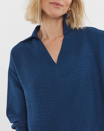 Collar Detail Popover Blouse