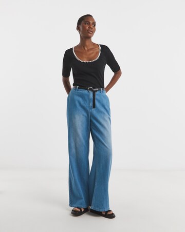 Stitch Neck Half Sleeve Rib Top