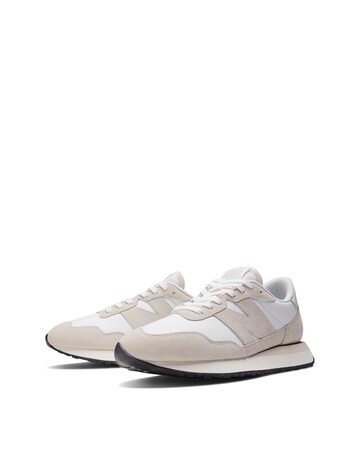 New Balance 237 Trainers
