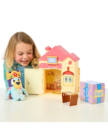 Bluey Playdate Plush Surprise