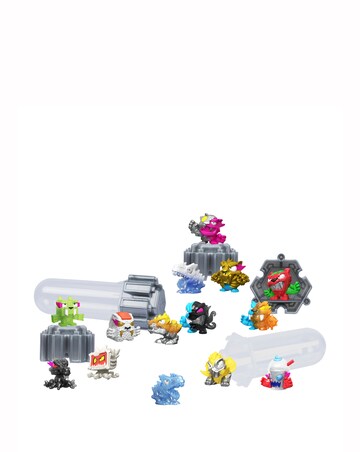 MrBeast Lab Swarms Mega Lab 14-pack Figures