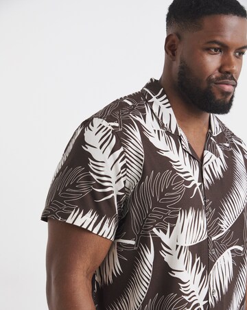 Leaf Print Revere Collar Shirt