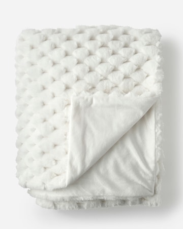 Scallop Faux Fur Throw - Ivory
