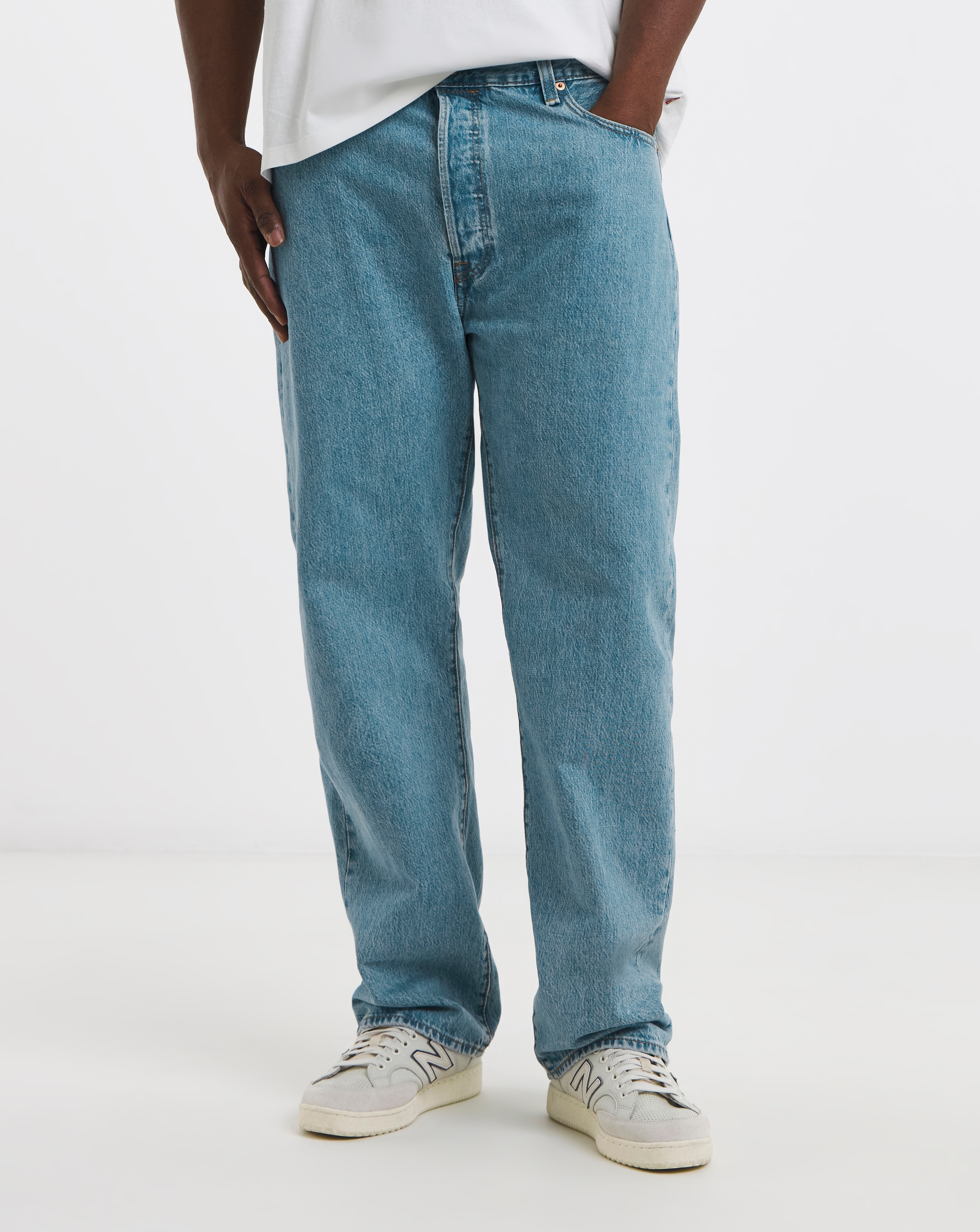 Levi's 501 Original Straight Fit Jean - Light Indigo | JD Williams