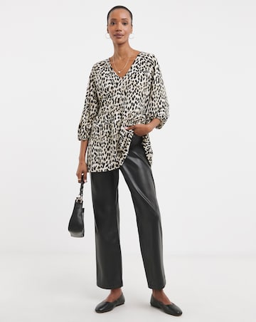 Leopard Print Button Front Longline Top
