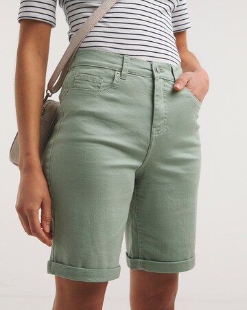 Khaki 24/7 Knee Short