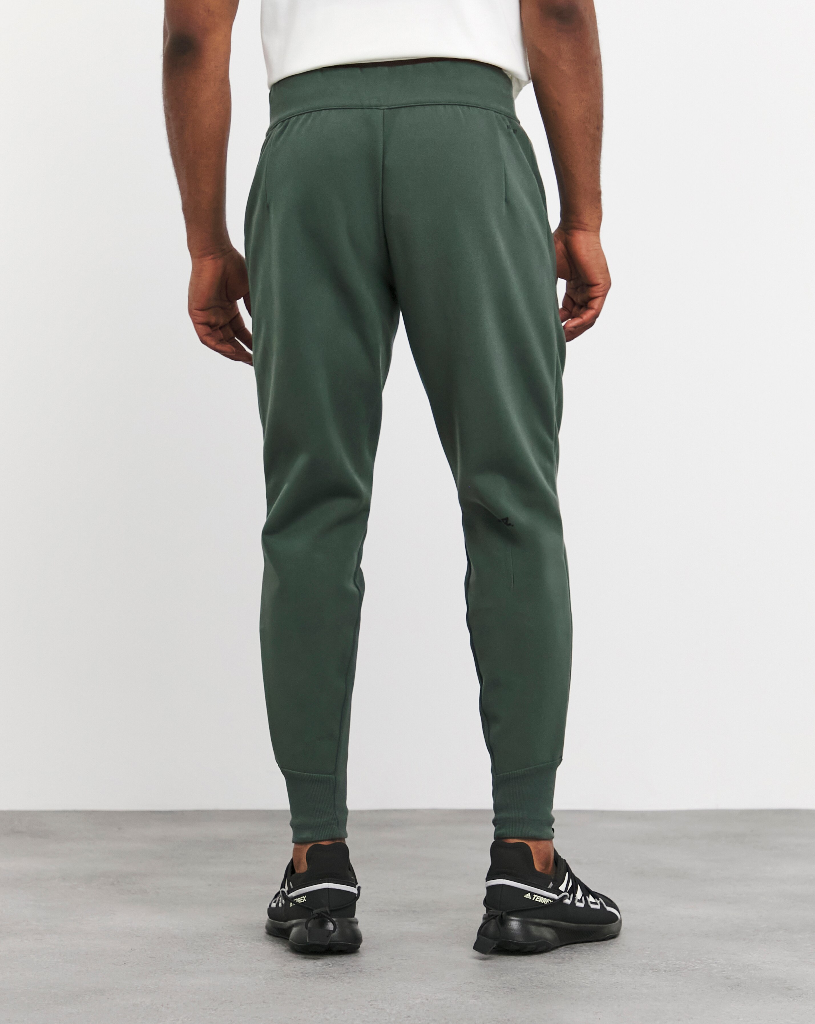 zne pants
