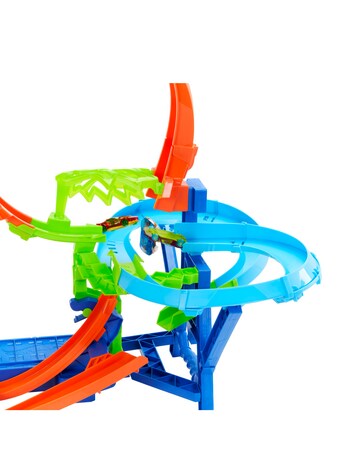 Hot Wheels Stunt Tracks Motorised Big Air Crash