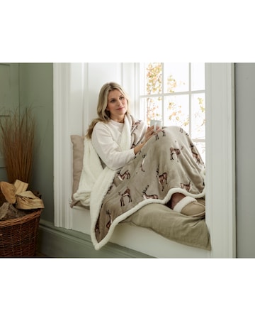 Sterling Stag Printed Fleece Heated Throw 140x180cm