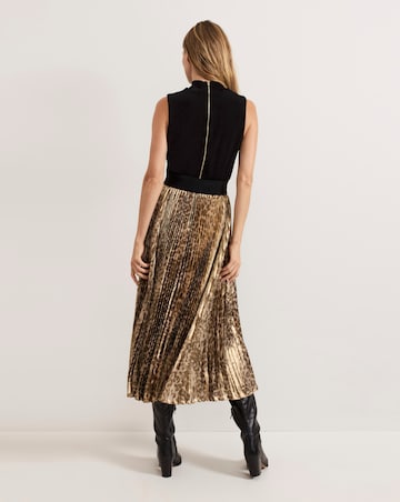 Phase Eight Meloni Jersey Leopard Pleat Midi Dress