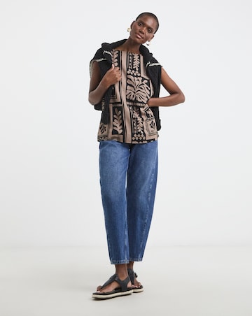 Slash Neck Linen Mix Shell Top