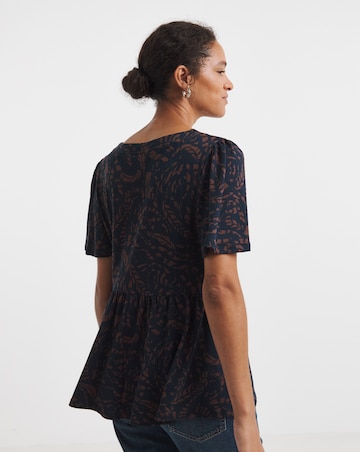 V-Neck Crochet Contrast Top