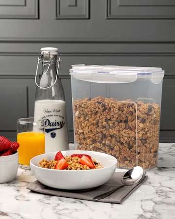 LocknLock 2 Piece Cereal Container Set