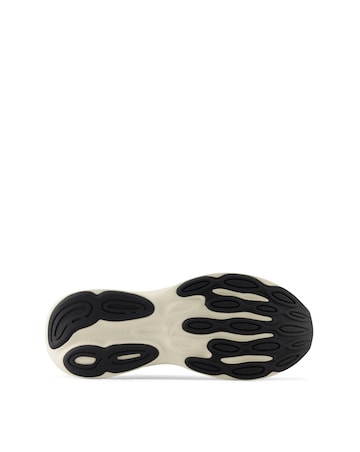 New Balance 680 Trainers