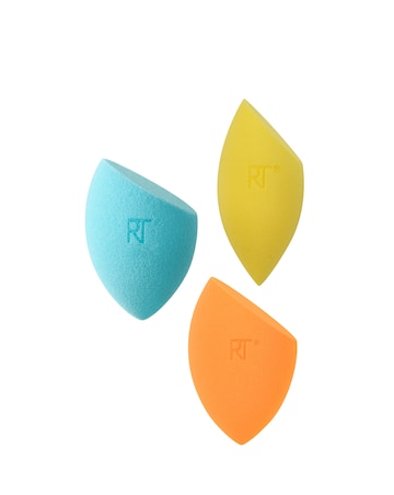 Real Techniques Dreamiest Dew Sponge Set (Worth 21 GBP)