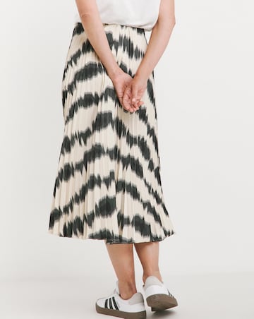 Mono Print Satin Pull On Pleated Midaxi Skirt