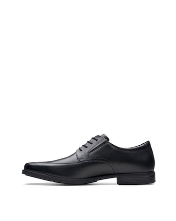 Clarks Howard Over Leather Shoe - Black
