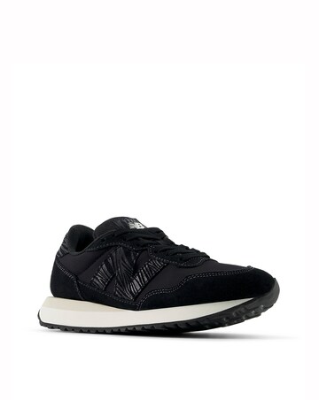 New Balance 237 Trainers