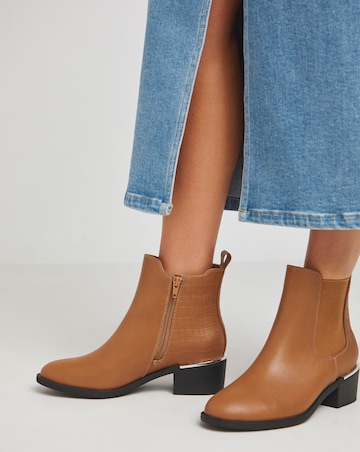 Heavenly Soles Danica Heeled Chelsea Boots Extra Wide EEE Fit