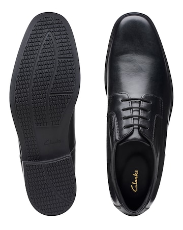 Clarks Howard Walk Shoes Wide Fit - Black