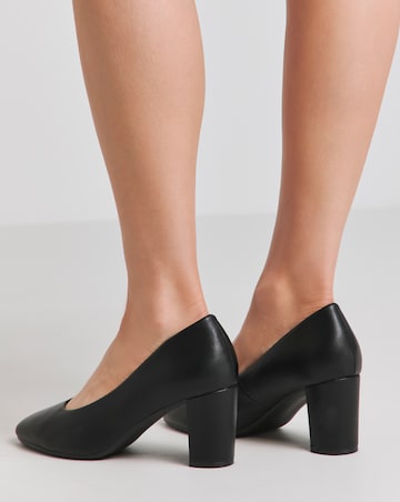 Dorothy Comfort Flexible Court Shoe - Extra Wide Fit (EEE)