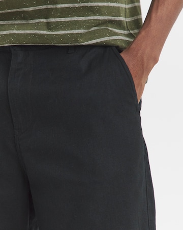 Linen Blend Chino Short