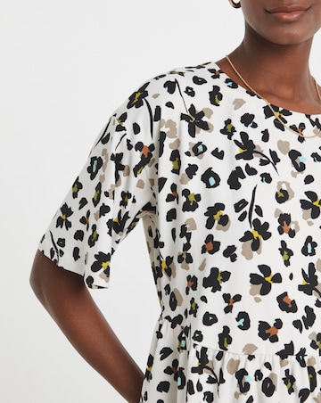 Crew Neck Short Sleeve Peplum T-Shirt