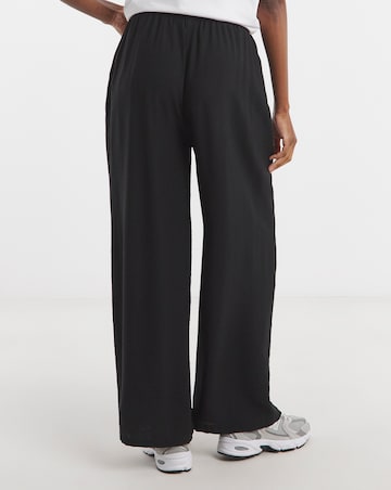 Gym King Signature Woven Trousers