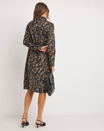 Long Sleeve Zip Collared Dress