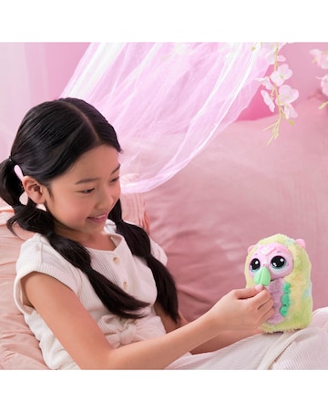 Bloomables by Hatchimals Kittyfly Surprise Interactive Plush Pet