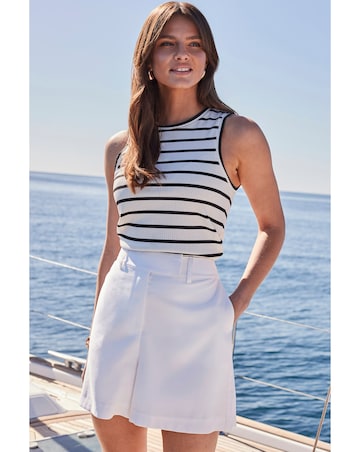 Sosandar White Twill Longline Bermuda Shorts