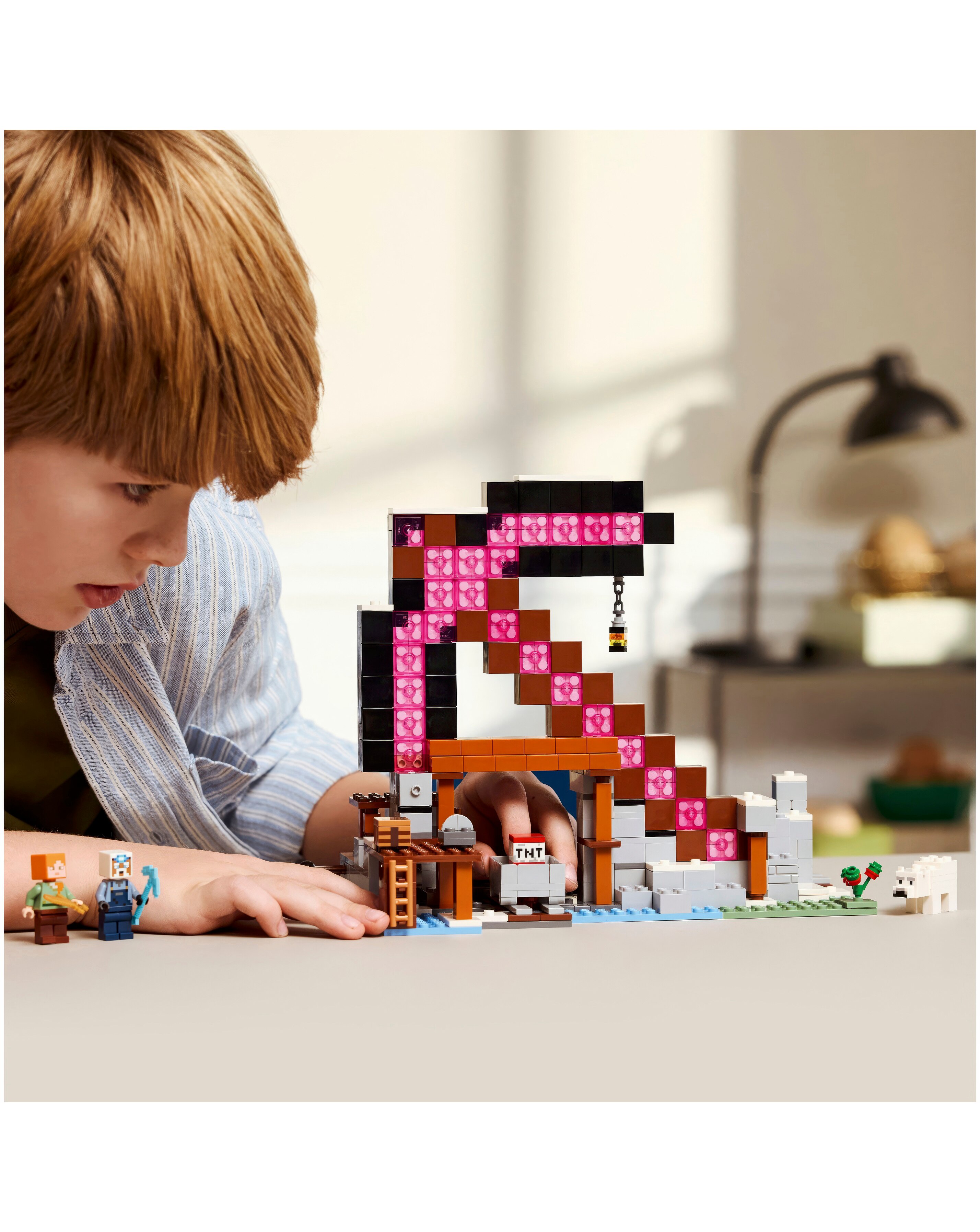 LEGO Minecraft The Pickaxe Mine Gamer-Room Decor, Axe Building Toy
