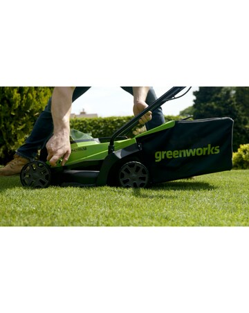 Greenworks 24V 33cm Cordless Brushless Lawnmower (4AH Battery & 2A Charger)