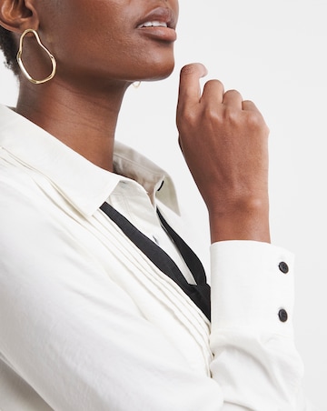 Contrast Tie Hammered Satin Tux Shirt