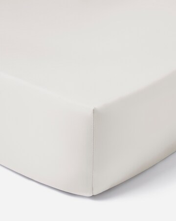 Hotel 300TC 30cm Fitted Sheet