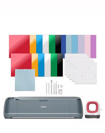 Cricut Maker 4 Deluxe Bundle