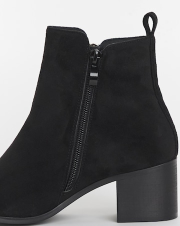 Cushion Walk Block Heel Boot E Fit