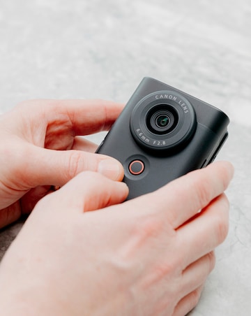 Canon PowerShot V10 Video Camera Vlogging Kit - Black