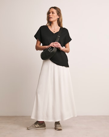 Anthology V Neck T-Shirt