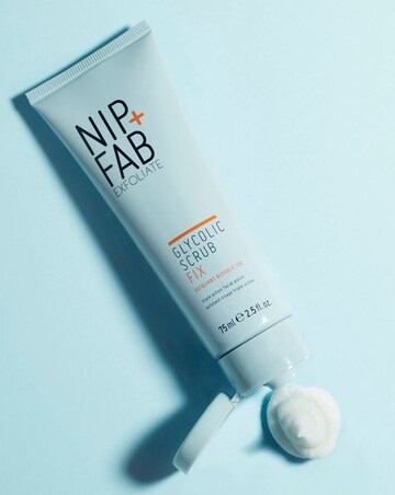 NIP+FAB Glycolic Fix Scrub - 75ml