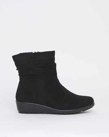 Cushion Walk Ruched Wedged Boots E Fit