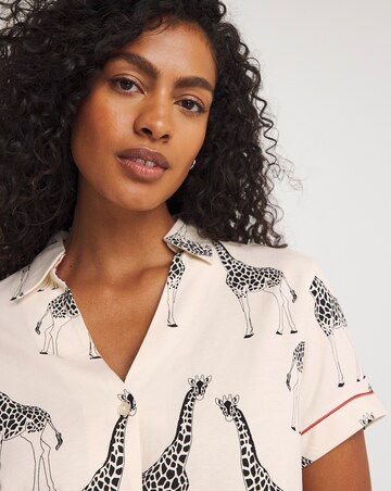 Chelsea Peers Giraffe Print Organic Cotton Short Pyjama Set