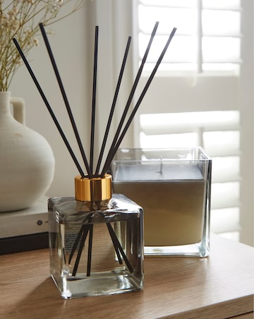 Bergamot & Oud Scented Reed Diffuser 200ml