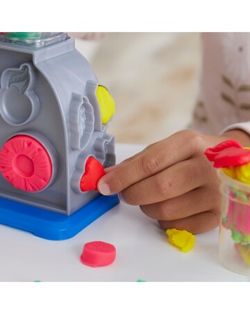Play-Doh Swirlin Smoothies Blender Playset