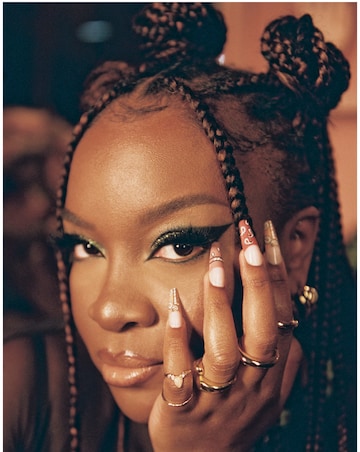 BLK Listed Instant Acrylic Nails Bandana Print