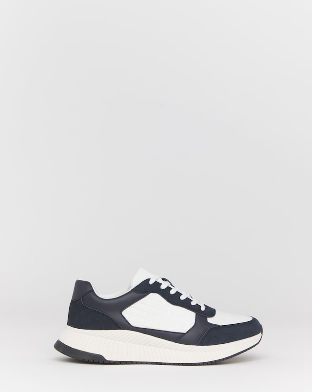Folio Runner Trainers Standard Fit