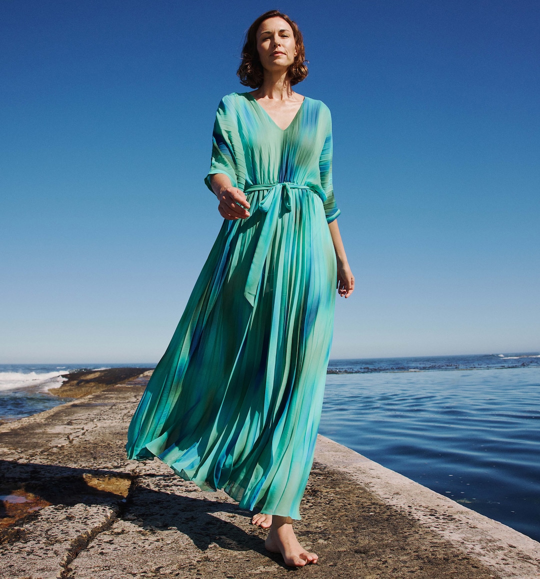 Women's Fashion, Menswear, Furniture, Homewares and Electricals JD