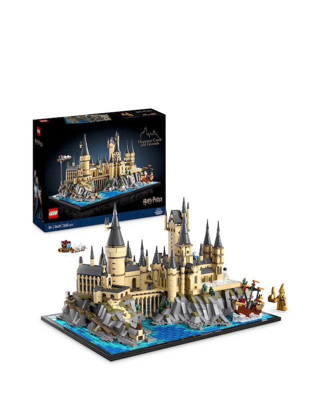 LEGO Harry Potter Hogwarts Castle and Grounds 76419