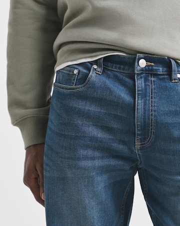 Union Wardrobe Classic Straight Stretch Jean